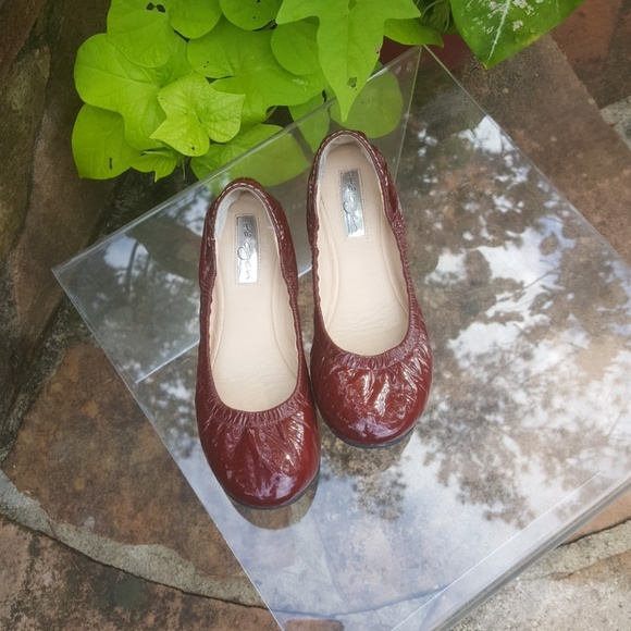 Halogen Shoes - Halogen- Patent Leather Ballet Flats. Size 6